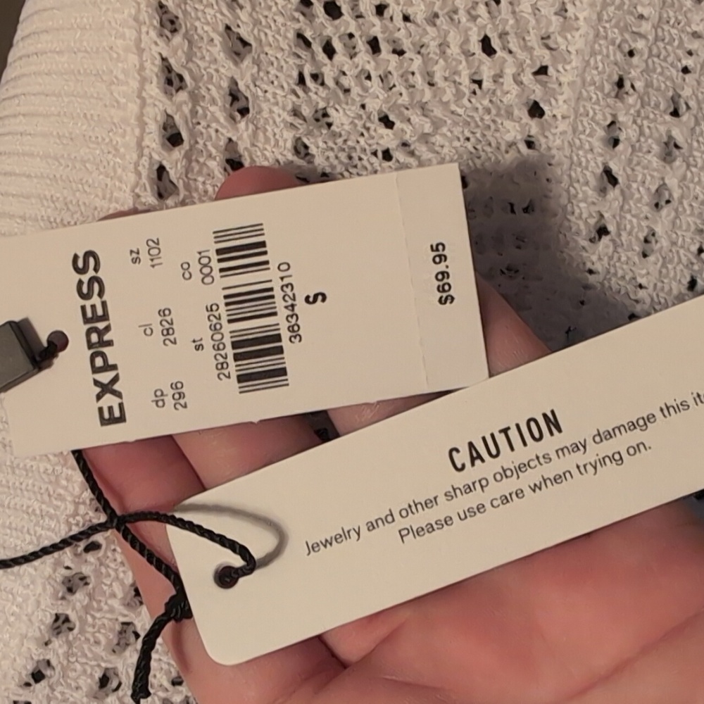 Express Sweater - Picture 4 of 5